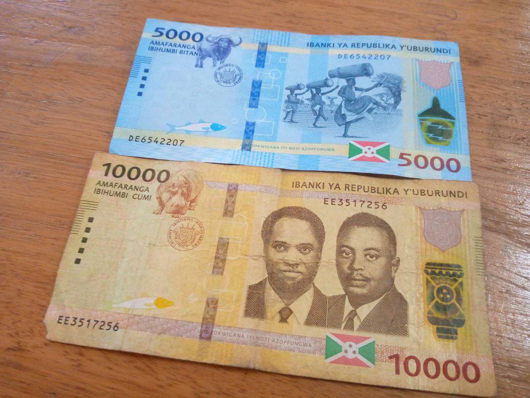 Burundi Eco Nouveaux Billets De 5 000 FBu Et De 10 000 FBu Casse 